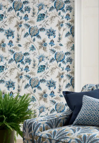 Botanical and Organic Wallpaper Pattern